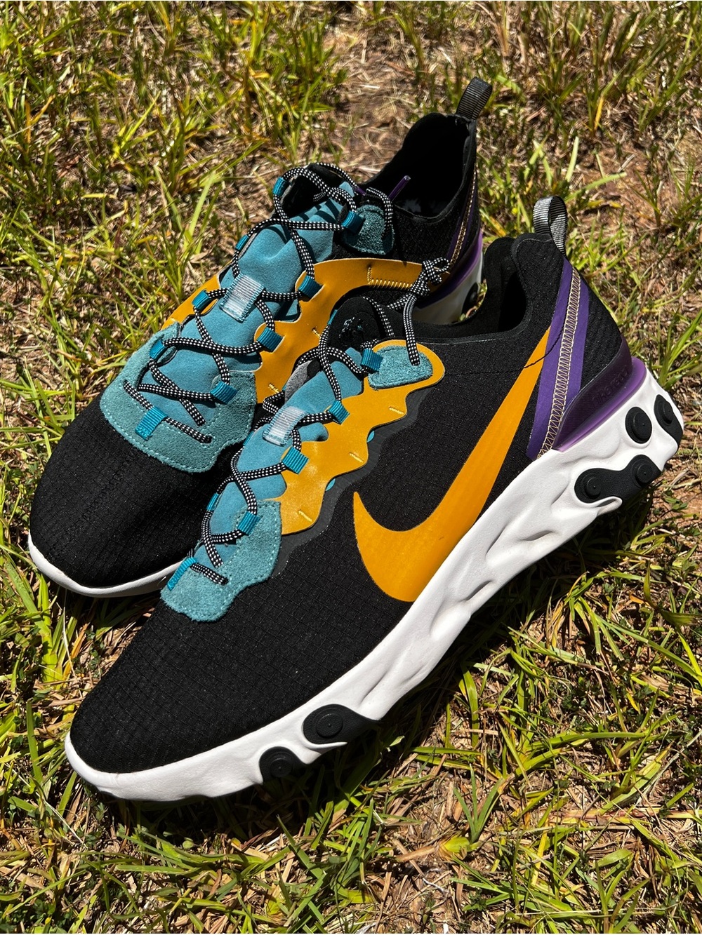 CLEAN Nike size 14 Mens React Element Mineral Cyan running shoes